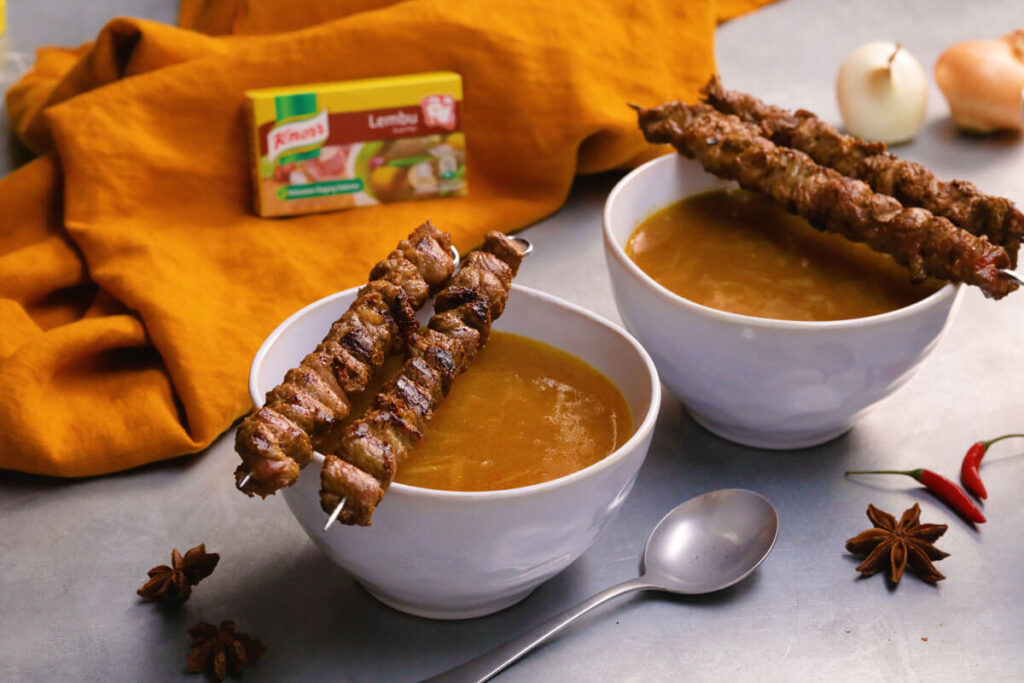 Sup Bawang Malaysia dengan Sate