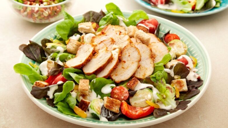 Hellmann's Ayam Percik Caesar Salad