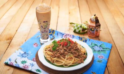 Rendang Pasta dan Teh Tarik Cendol
