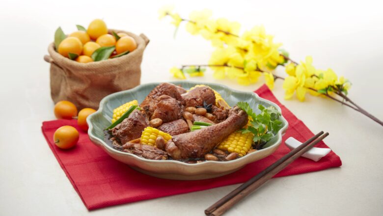 Sweet Corn & Peanut Braised Chicken