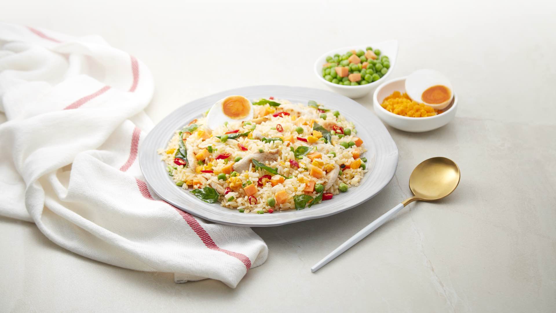 Resepi Nasi Goreng Ayam & Telur Masin Pedas - Nak Makan Apa?