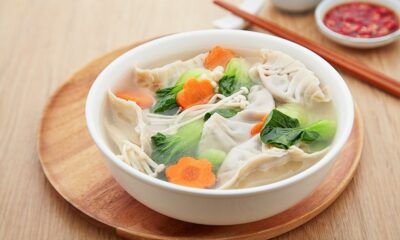 Gyoza Cendawan dalam Sup Sayuran side