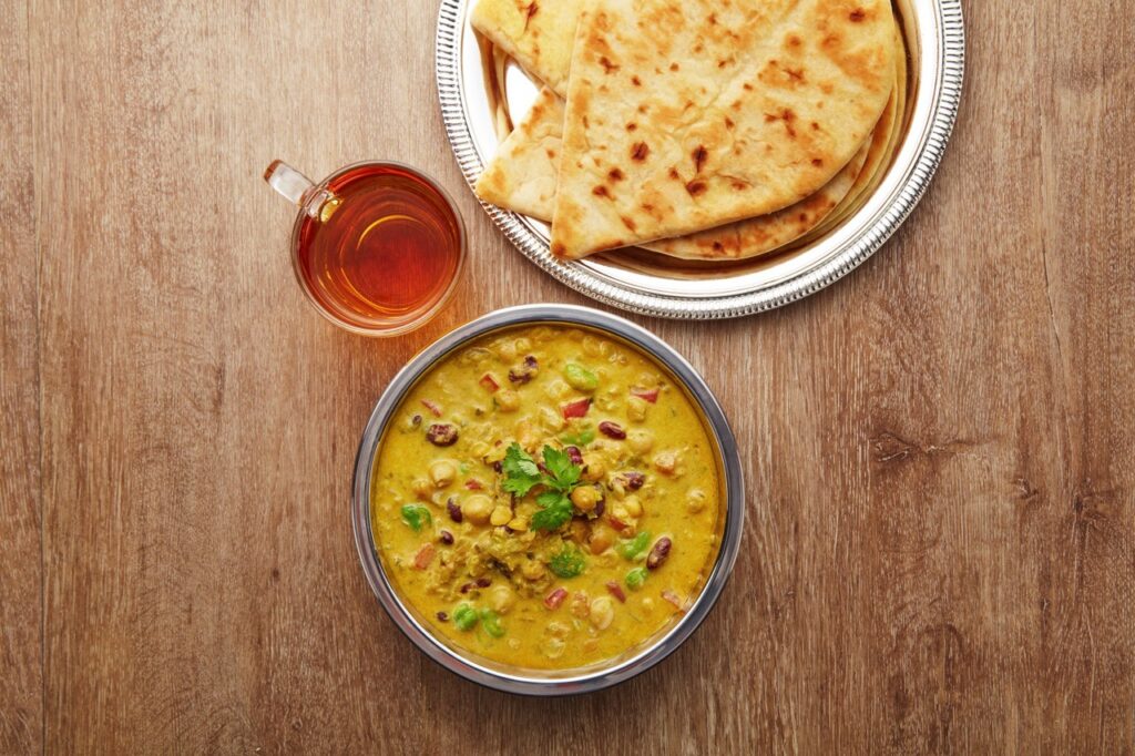Knorr Roti Naan with lentil curry top Large