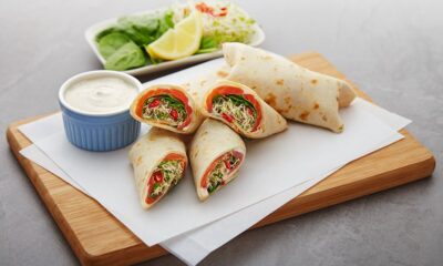 Hellmann's - Spicy Salmon & Spinach Wrap (45)