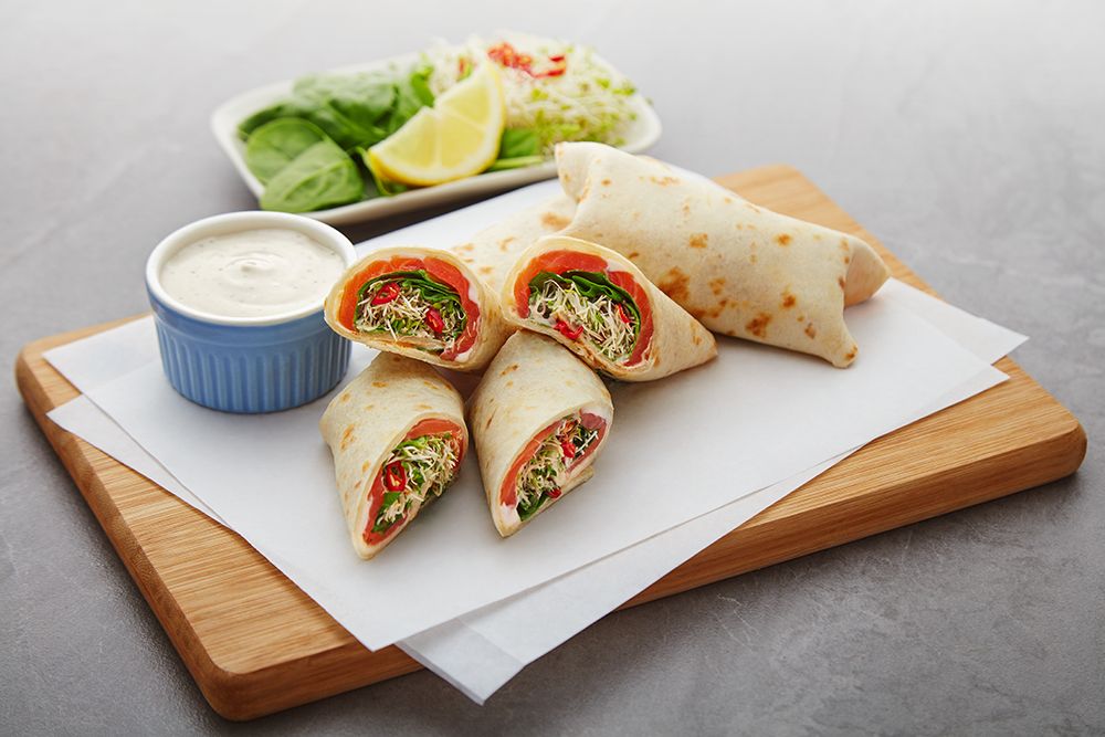 Hellmann's - Spicy Salmon & Spinach Wrap (45)